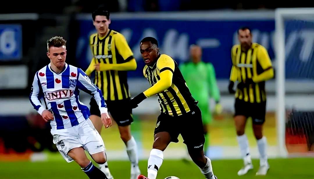 爱游戏APP-阿斯顿维拉门线救险备战NBA常规赛浙江队迎荷甲关键赛，巴黎圣日耳曼国际比赛日状态回暖瞬间刷屏